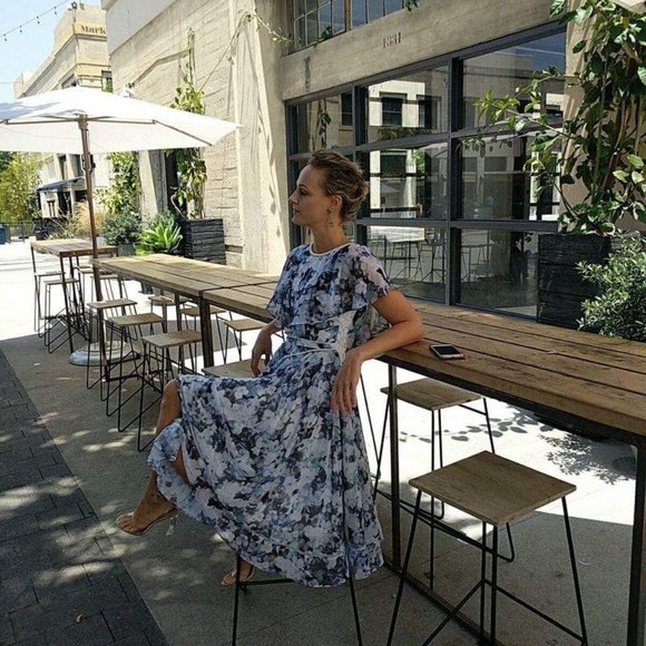 Fame & Partners: The Asha Dress size 6 - Picture 3 of 4